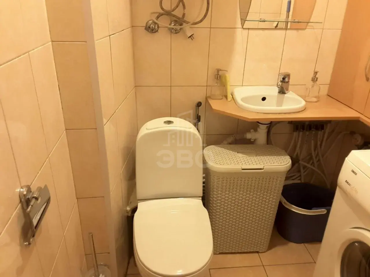 трехкомнатная квартира в Санкт-Петербурге по адресу: Светлановский проспект, 77