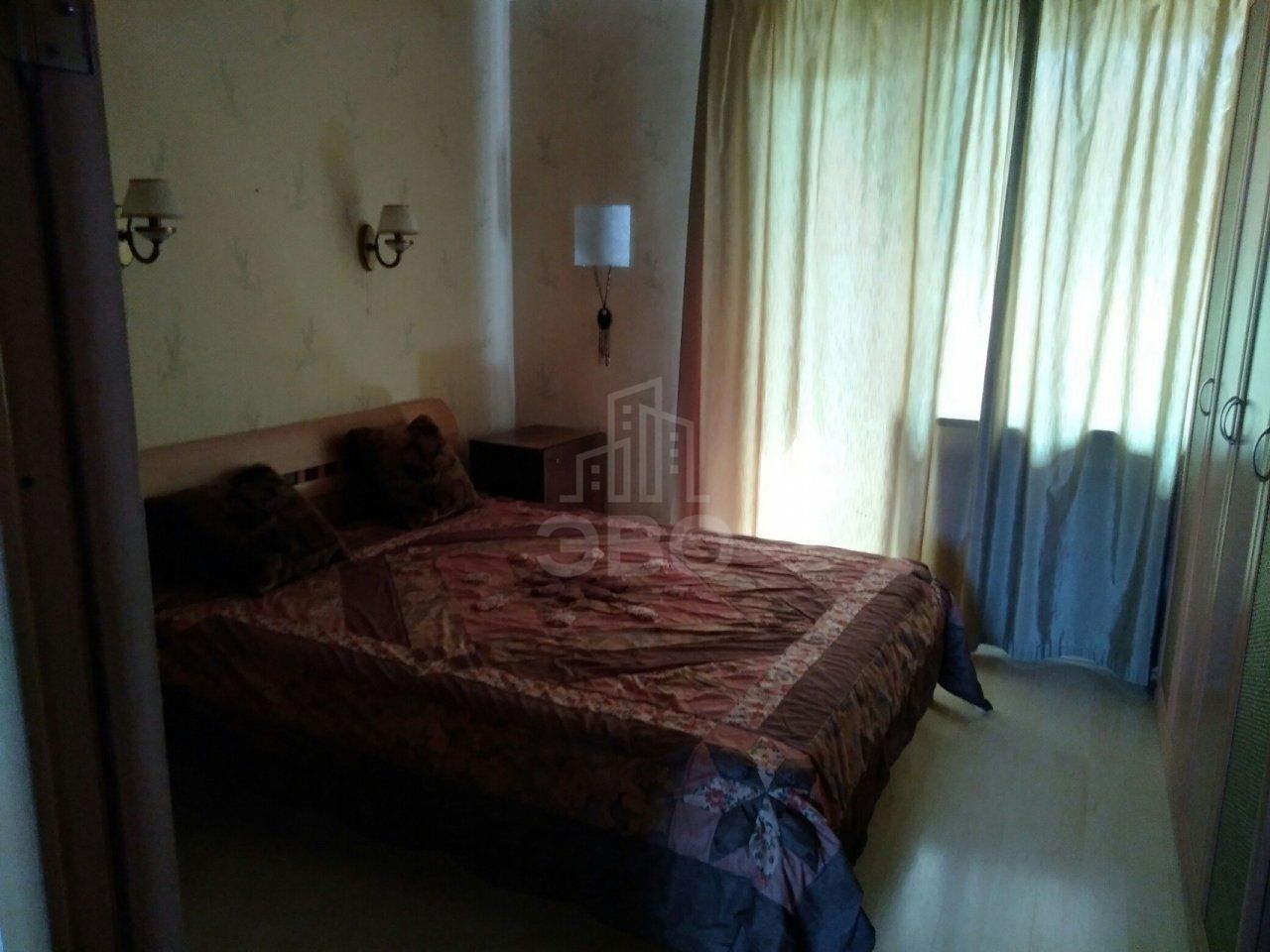 трехкомнатная квартира в Санкт-Петербурге по адресу: Олеко Дундича ул., 39, к 1