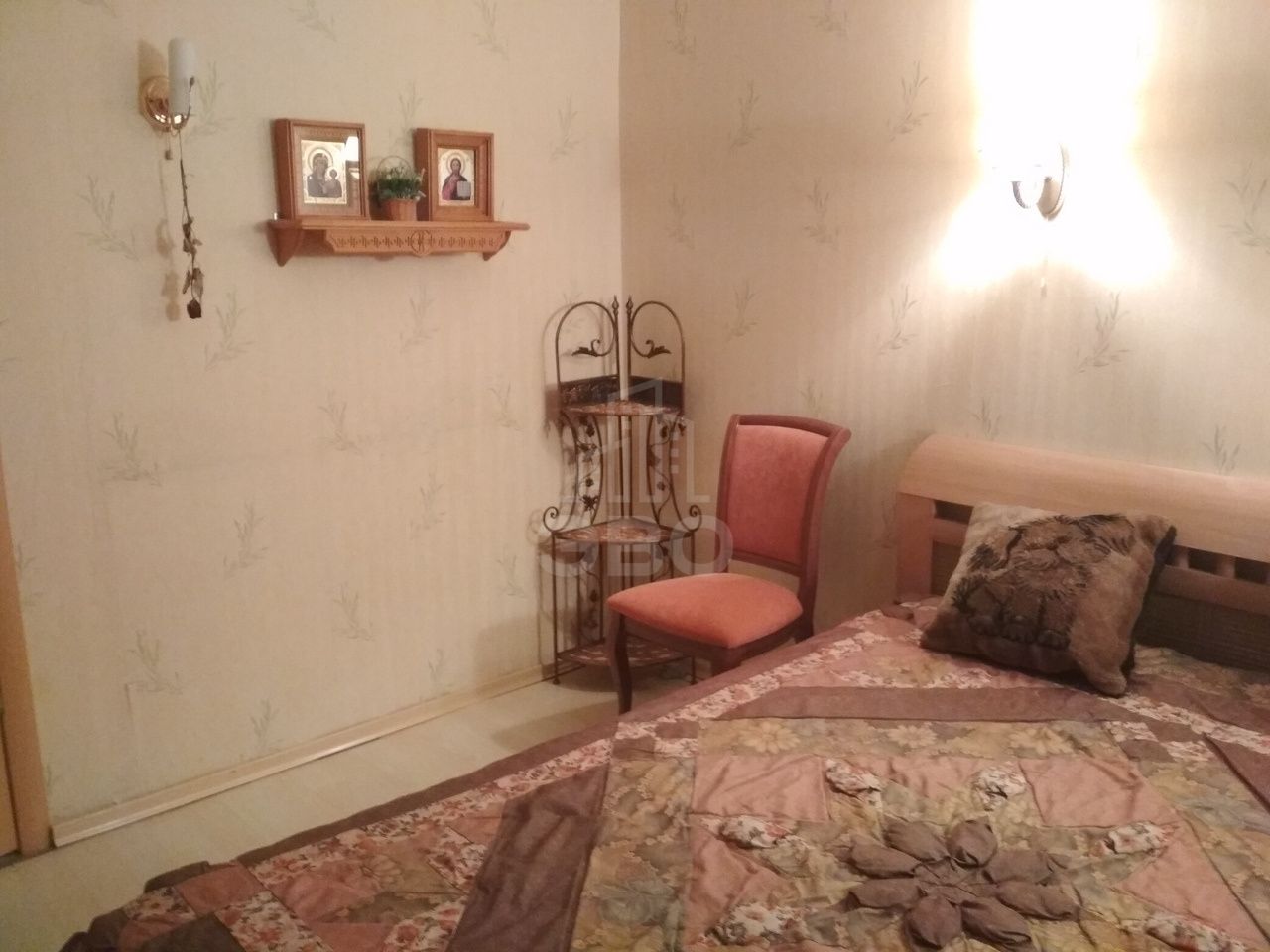 трехкомнатная квартира в Санкт-Петербурге по адресу: Олеко Дундича ул., 39, к 1