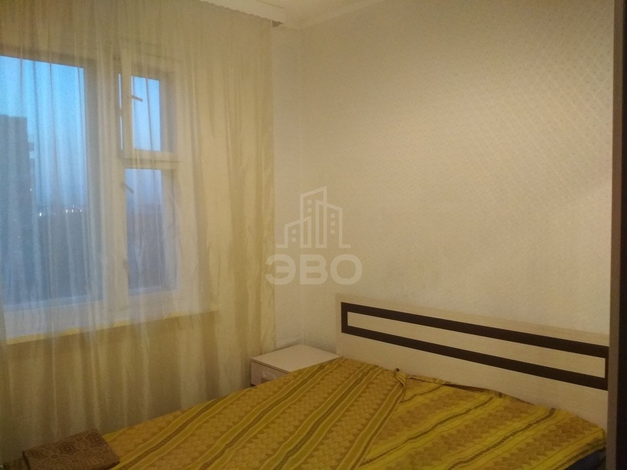 трехкомнатная квартира в Санкт-Петербурге по адресу: Олеко Дундича ул., 39, к 1