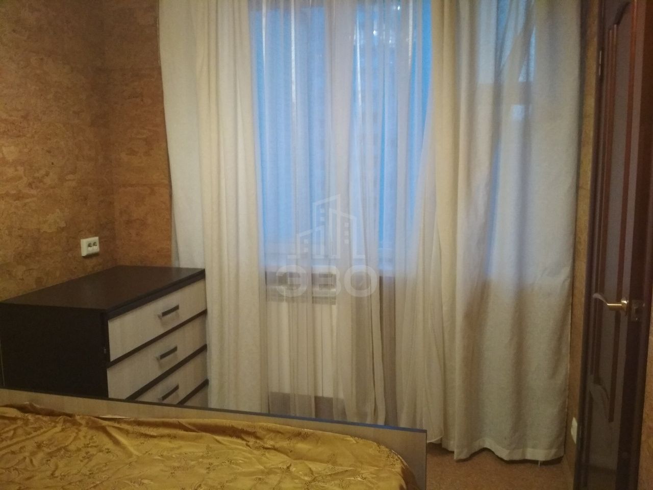 трехкомнатная квартира в Санкт-Петербурге по адресу: Олеко Дундича ул., 39, к 1