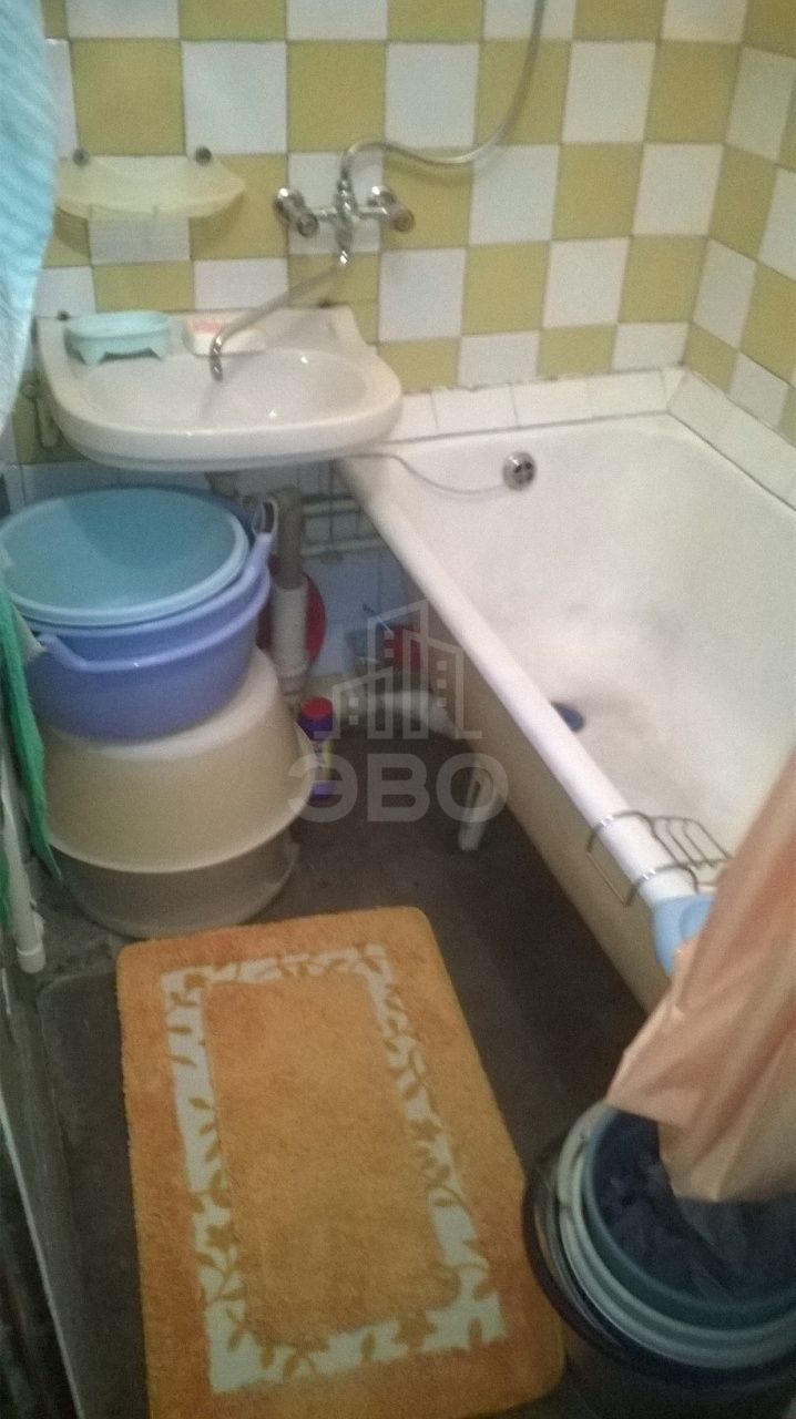 комната в Санкт-Петербурге по адресу: Карпинского ул., 28, к 1