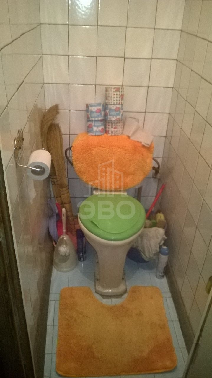 комната в Санкт-Петербурге по адресу: Карпинского ул., 28, к 1