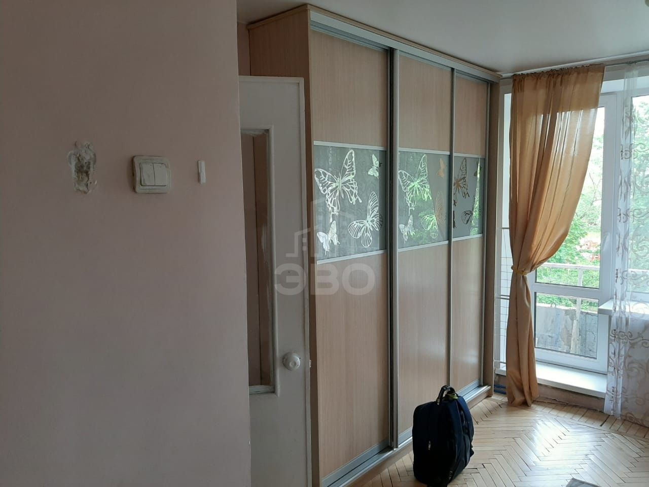 однокомнатная квартира в Санкт-Петербурге по адресу: Новоизмайловский проспект, 22, к 1