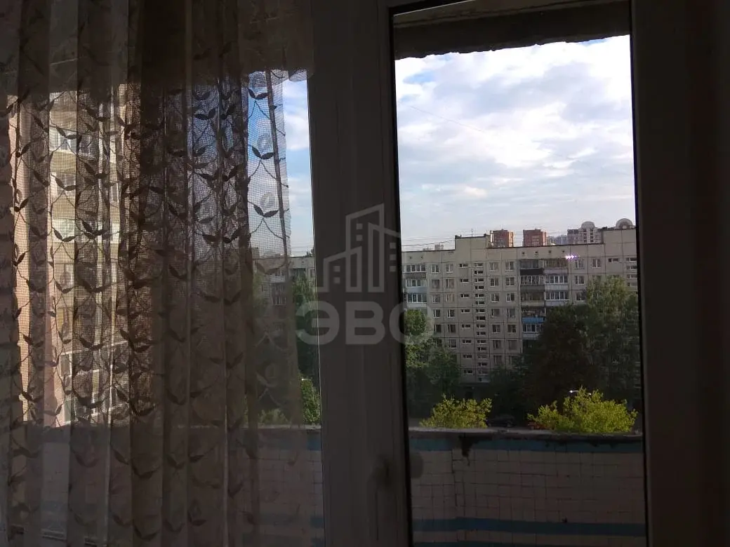 однокомнатная квартира в Санкт-Петербурге по адресу: Ивана Фомина ул., 3