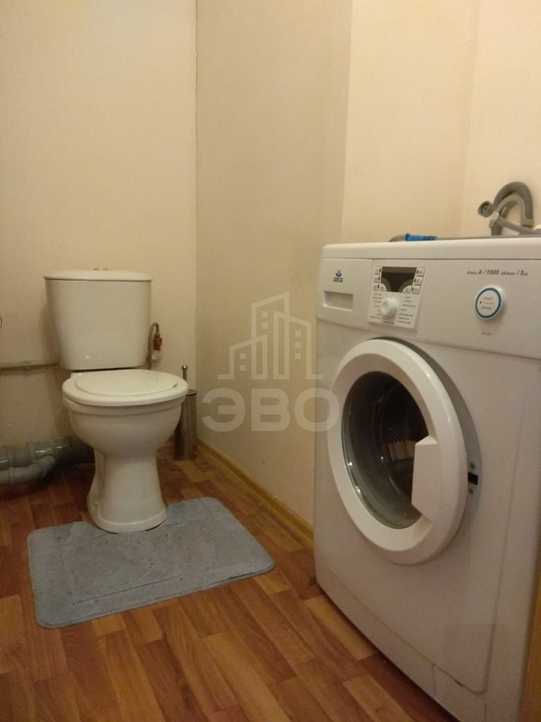 трехкомнатная квартира в Санкт-Петербурге по адресу: Михаила Дудина ул., 23, к 1