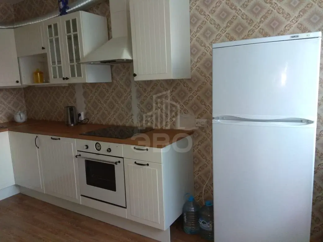 трехкомнатная квартира в Санкт-Петербурге по адресу: Михаила Дудина ул., 23, к 1