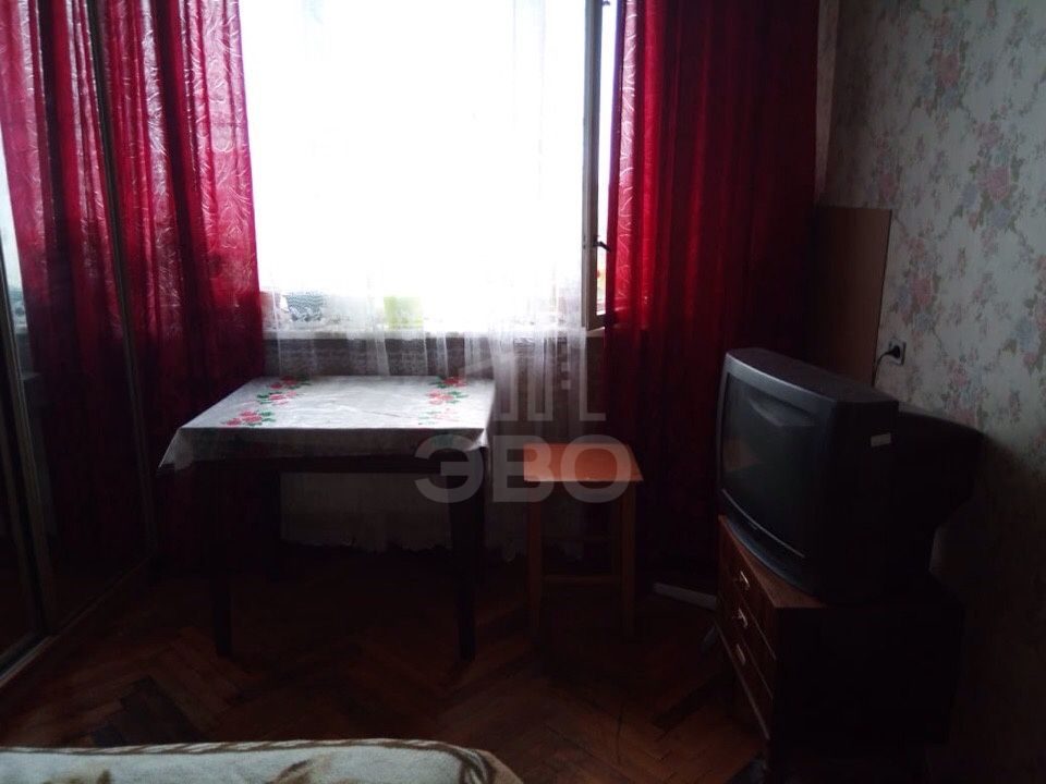 комната в Санкт-Петербурге по адресу: Подвойского ул., 10