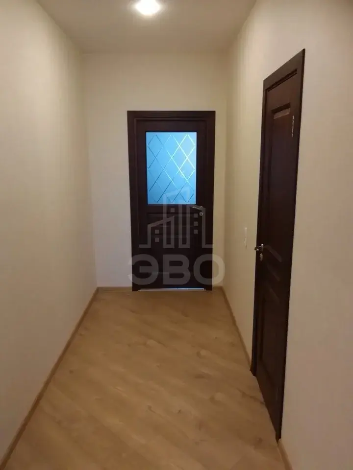 трехкомнатная квартира в Санкт-Петербурге по адресу: Австрийская ул., 4, к 1