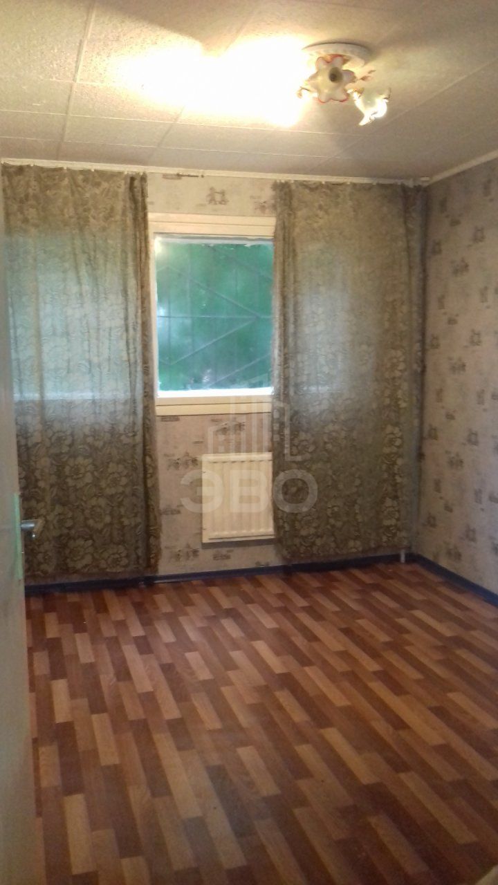 двухкомнатная квартира в Санкт-Петербурге по адресу: Генерала Симоняка ул., 8, к 2