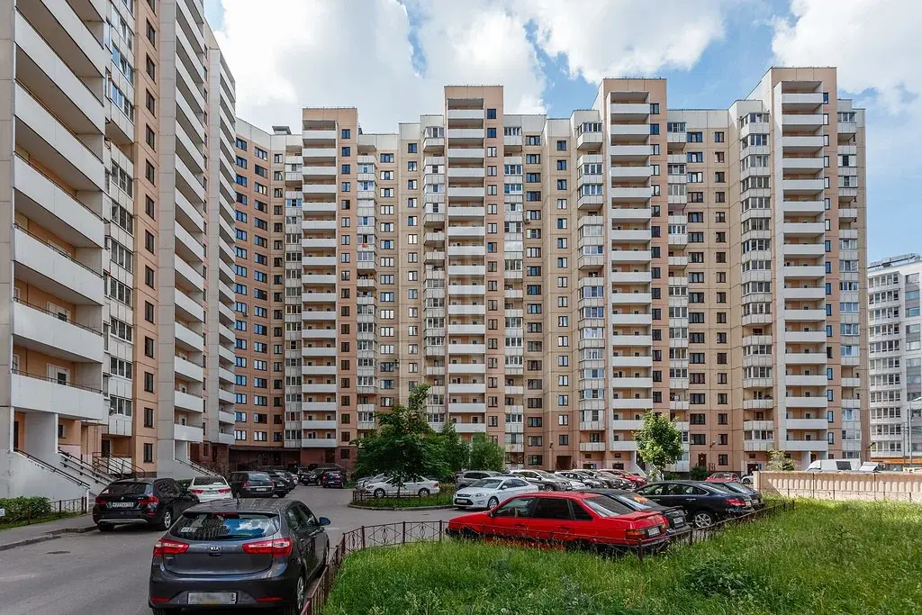 двухкомнатная квартира в Санкт-Петербурге по адресу: Ленинский пр-кт., 74