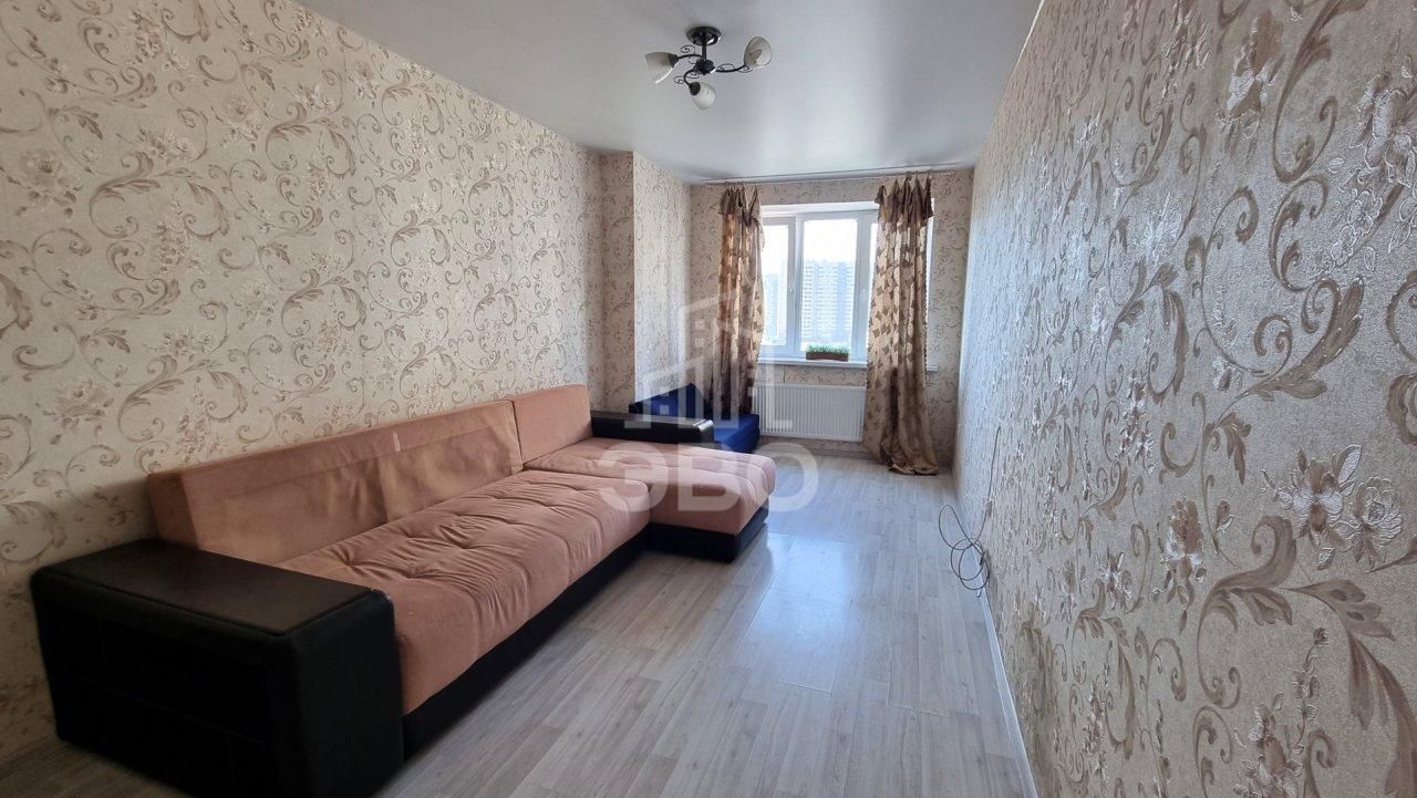 однокомнатная квартира в Санкт-Петербурге по адресу: Шоссе в Лаврики ул., 55