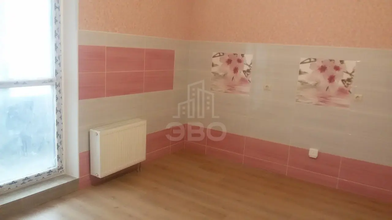 трехкомнатная квартира в Санкт-Петербурге по адресу: ул.Кременчугская д 9 к 1