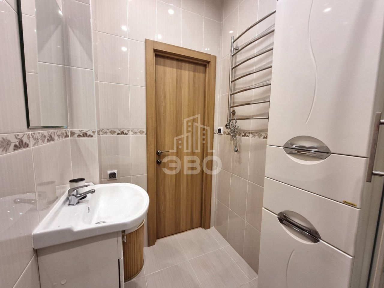 однокомнатная квартира в Санкт-Петербурге по адресу: Оборонная ул., 37, к 1