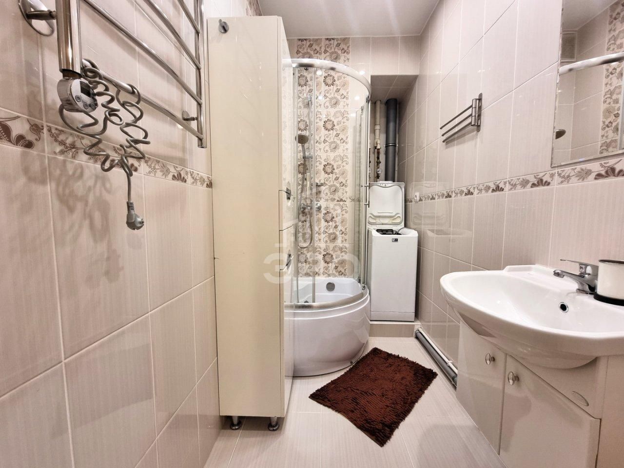 однокомнатная квартира в Санкт-Петербурге по адресу: Оборонная ул., 37, к 1