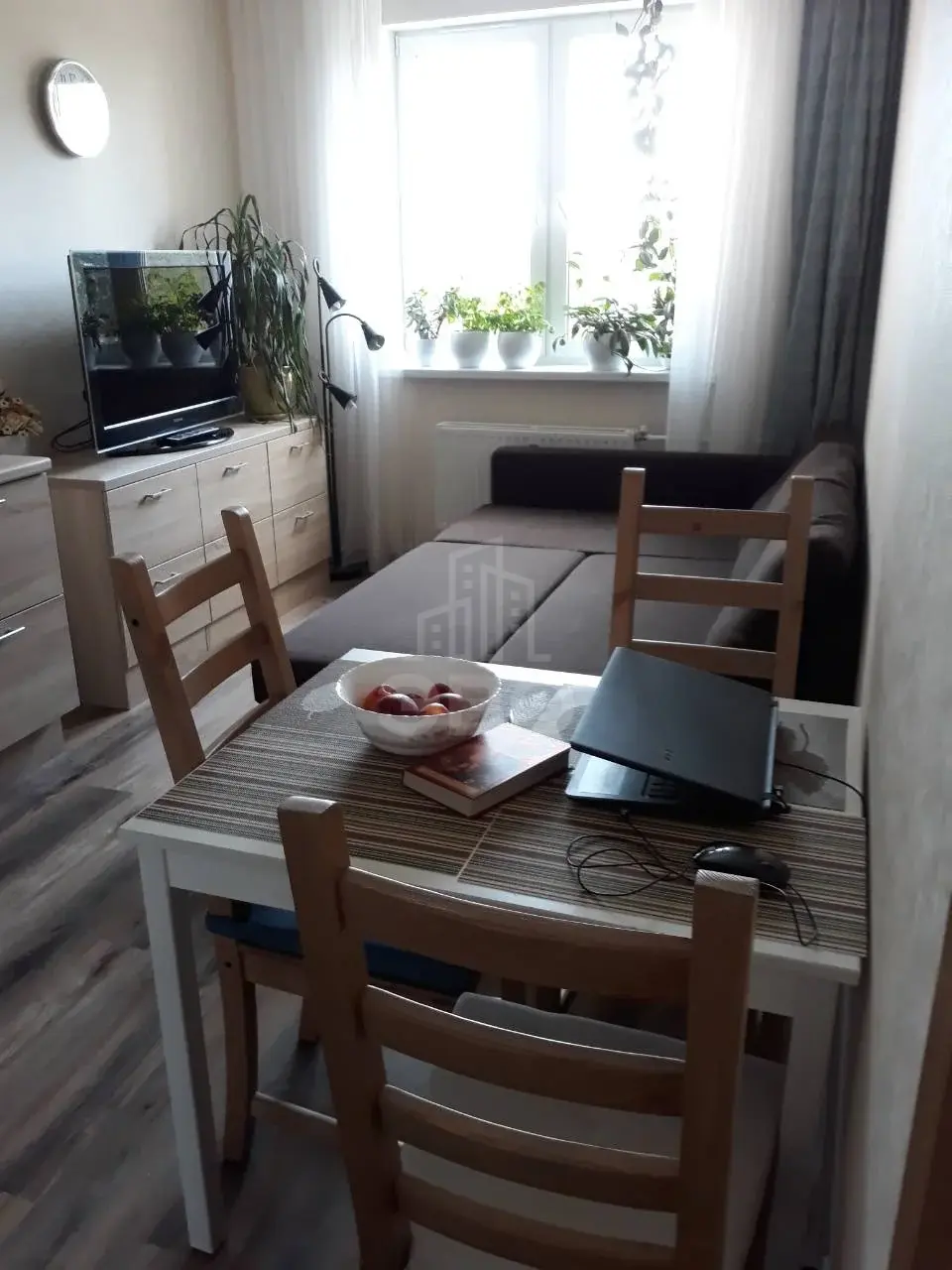 однокомнатная квартира в Санкт-Петербурге по адресу: Оборонная ул., 37, к 1