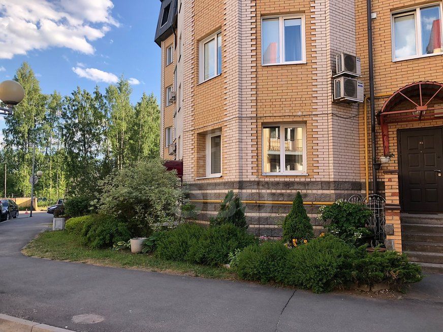 многокомнатная квартира в Санкт-Петербурге по адресу: Береговая (Шувалово) ул., 18, к 3