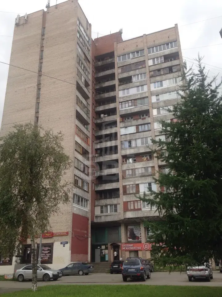 комната в Санкт-Петербурге по адресу: Большевиков пр-кт., 11