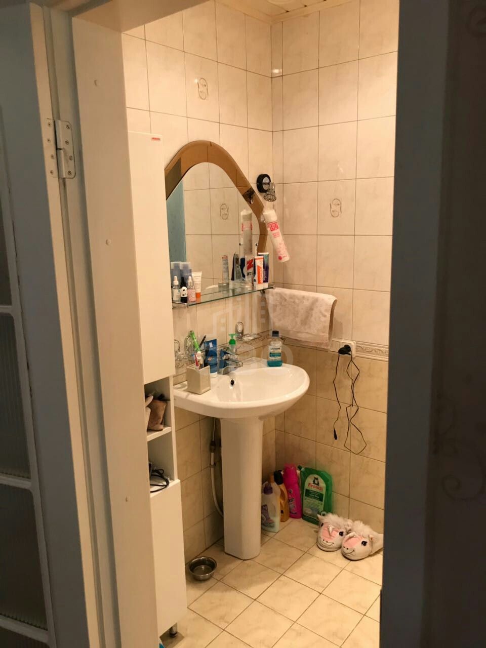 трехкомнатная квартира в Санкт-Петербурге по адресу: Грибоедова канала наб., 85