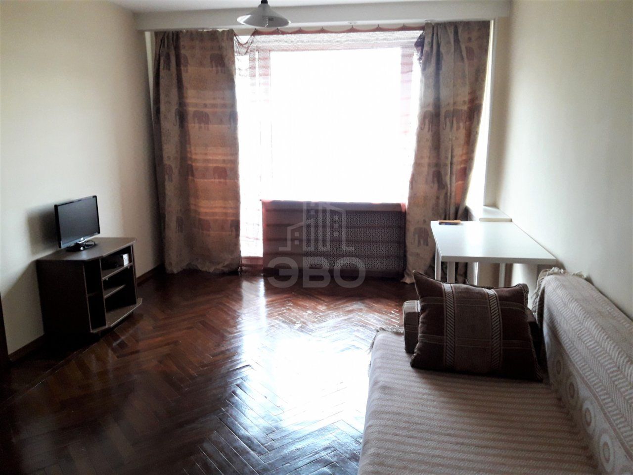 однокомнатная квартира в Санкт-Петербурге по адресу: Новоизмайловский пр-кт., 85