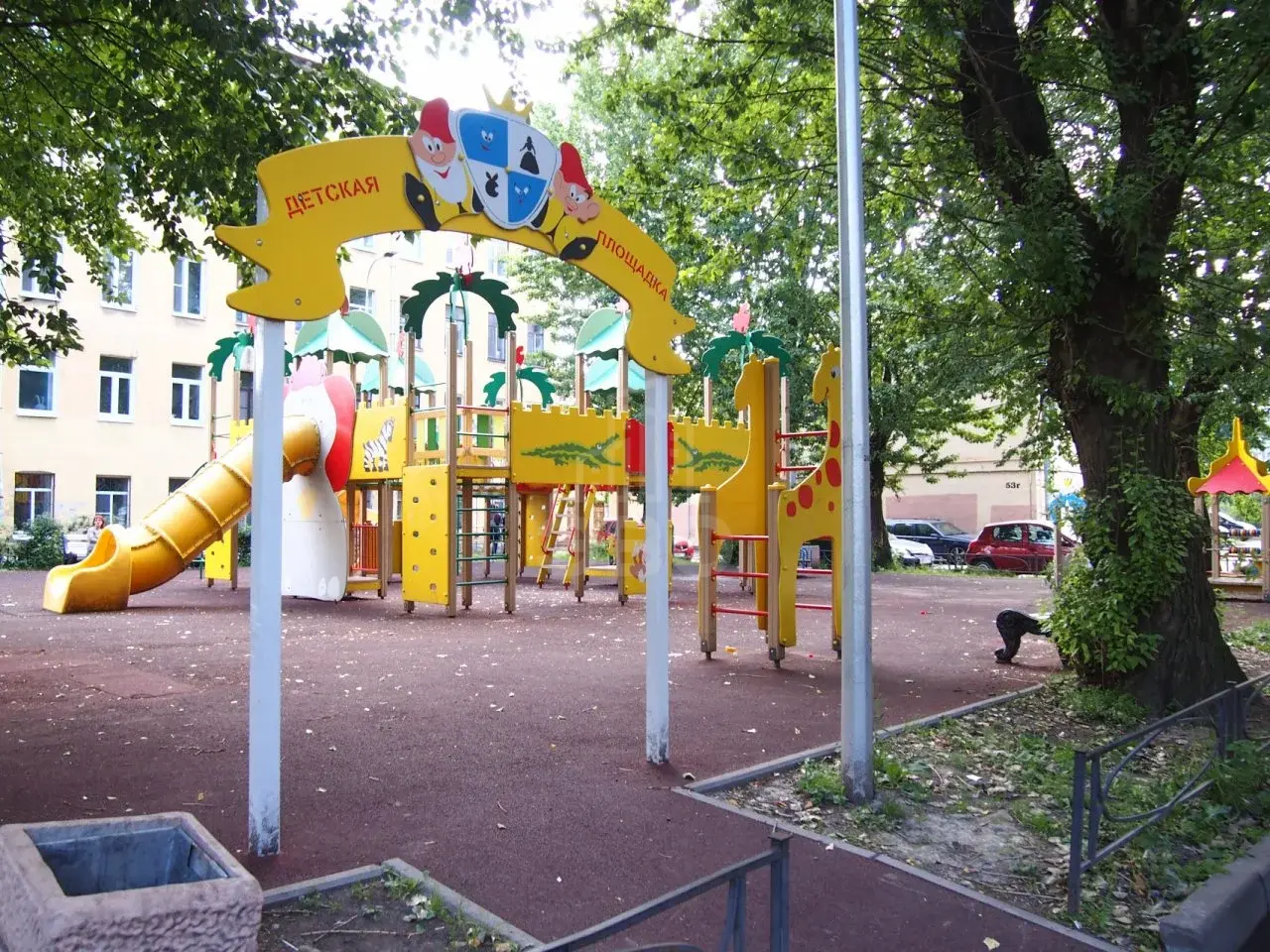 комната в Санкт-Петербурге по адресу: Днепропетровская ул., 45