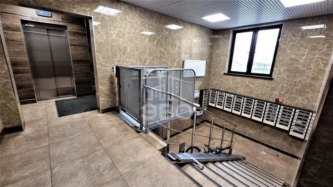 двухкомнатная квартира в Санкт-Петербурге по адресу: Менделеева б-р., 8