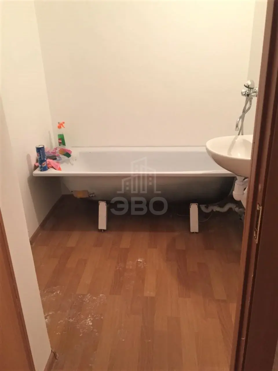 двухкомнатная квартира в Санкт-Петербурге по адресу: Федора Абрамова ул., 21, к 3