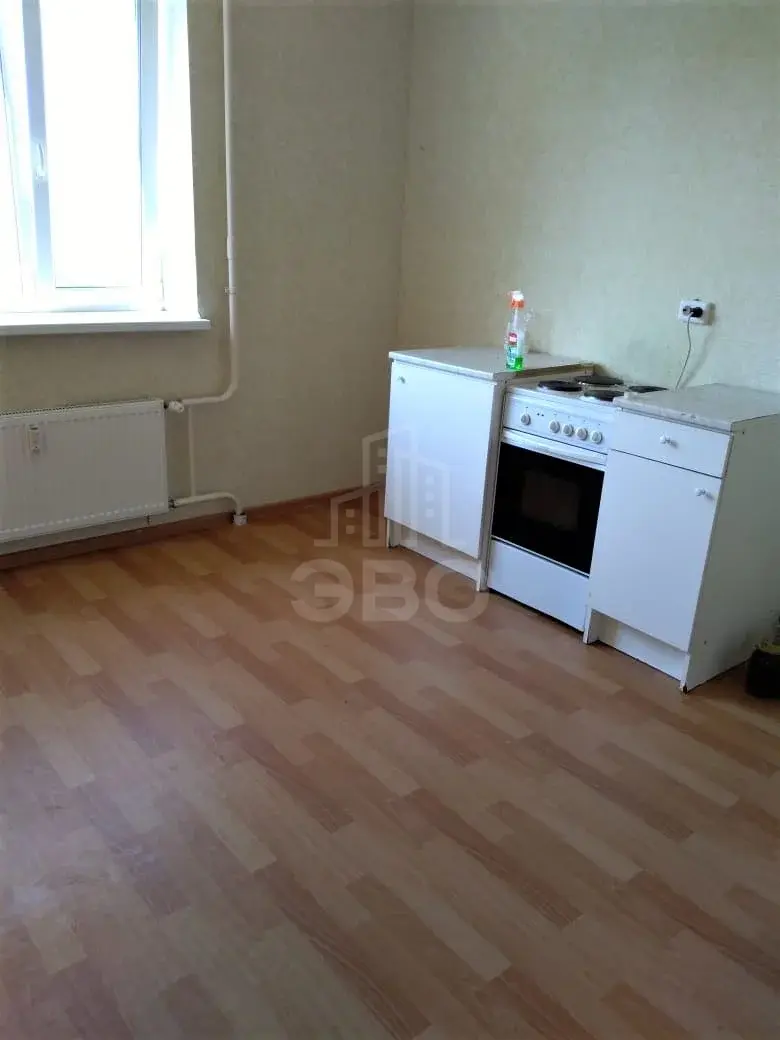 двухкомнатная квартира в Санкт-Петербурге по адресу: Федора Абрамова ул., 21, к 3