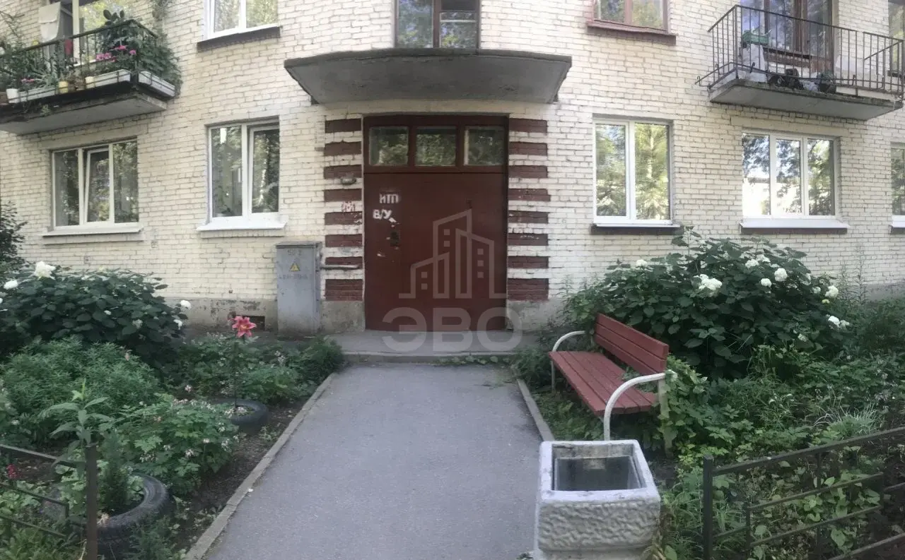 двухкомнатная квартира в Санкт-Петербурге по адресу: Пограничника Гарькавого ул., 26, к 3