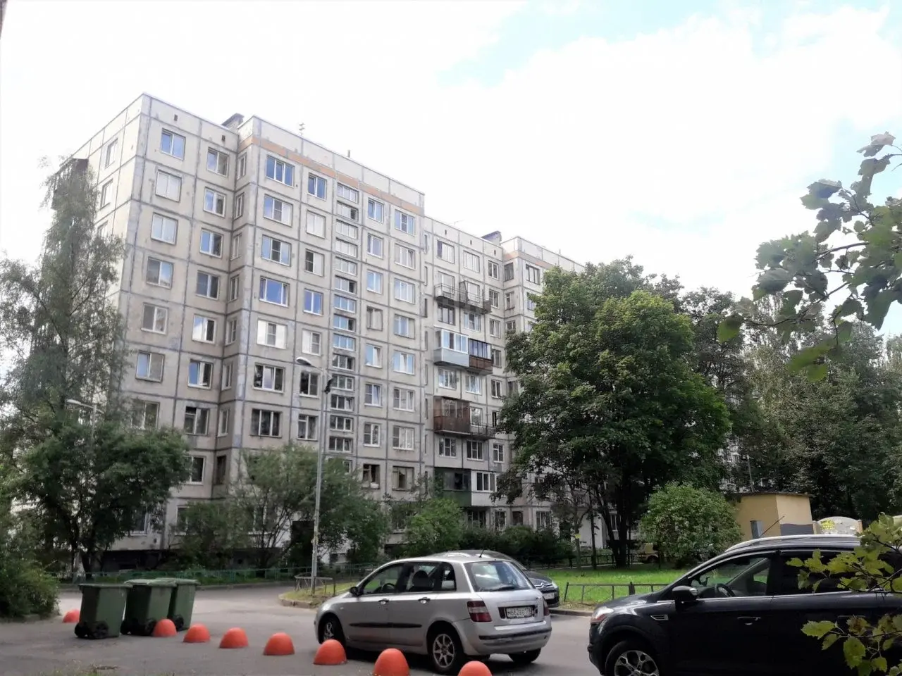 двухкомнатная квартира в Санкт-Петербурге по адресу: Мечникова пр-кт., 3
