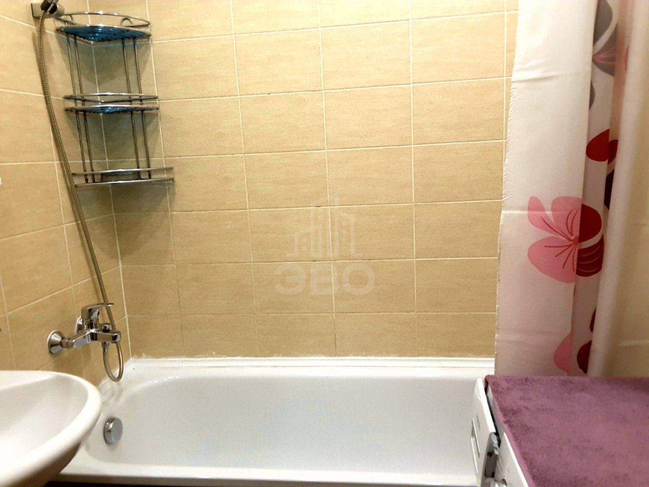 двухкомнатная квартира в Санкт-Петербурге по адресу: Кушелевская дор., 3, к 2