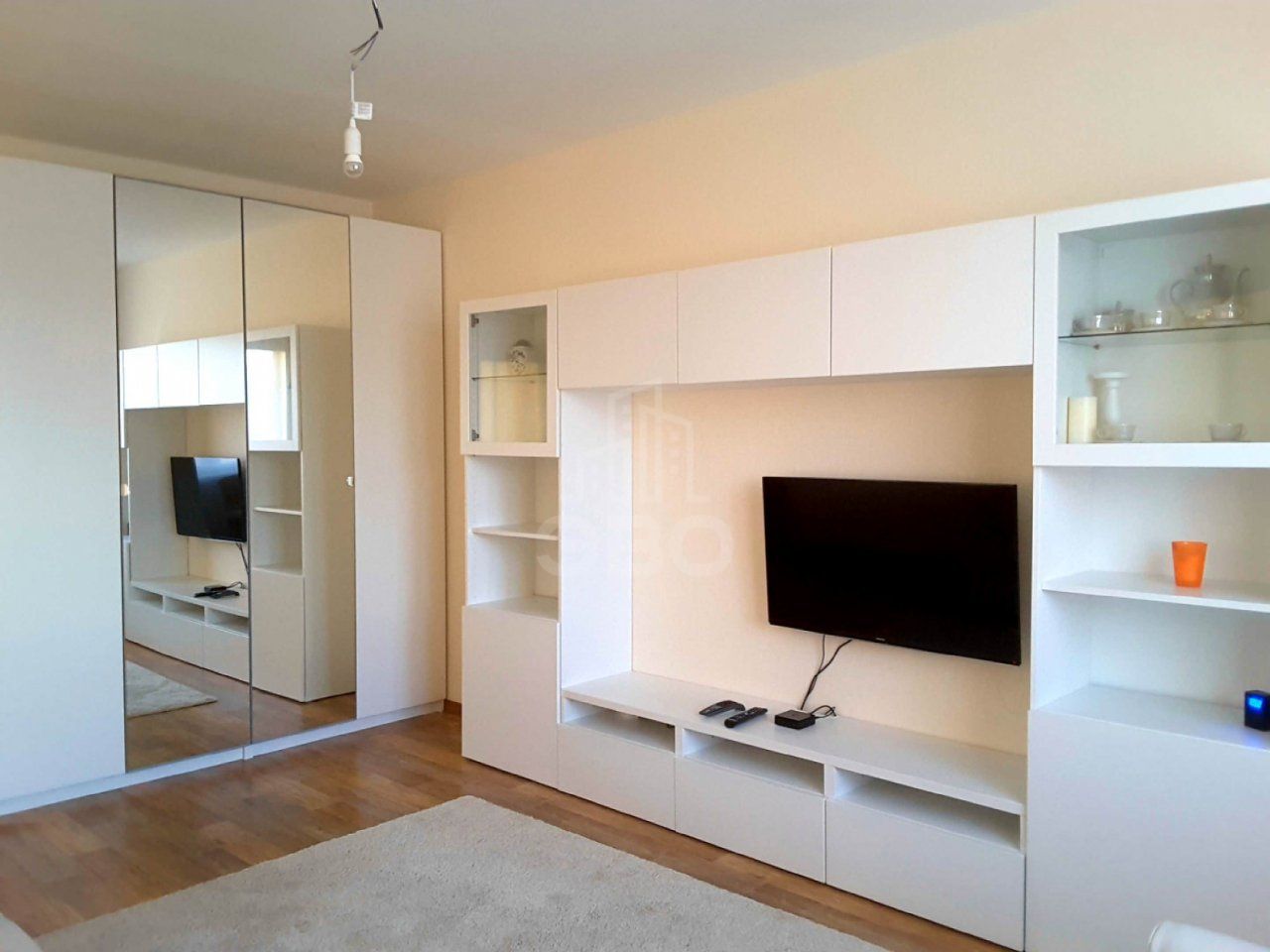 двухкомнатная квартира в Санкт-Петербурге по адресу: Кушелевская дор., 3, к 2