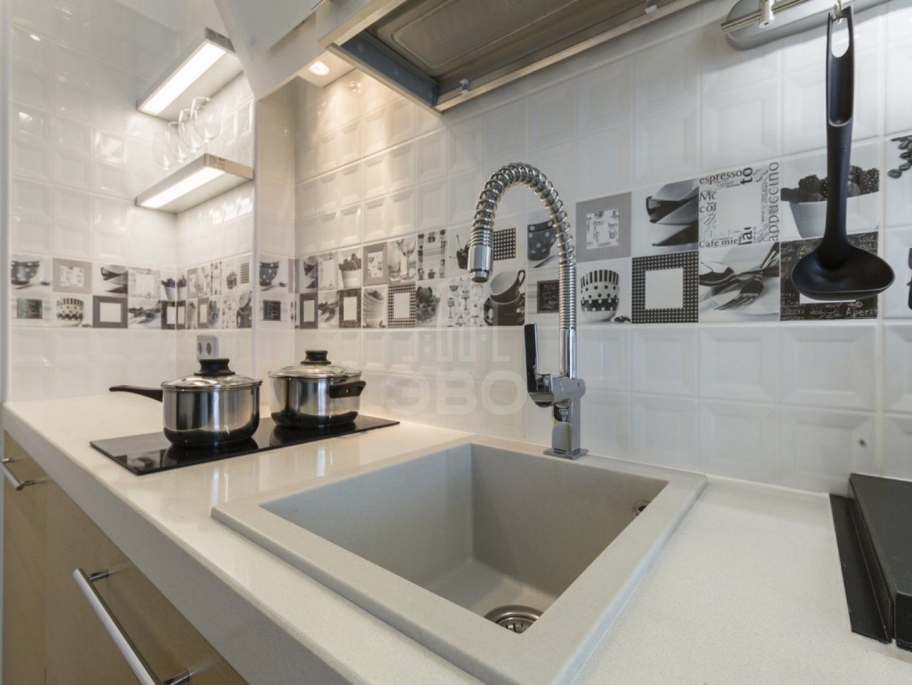 однокомнатная квартира в Санкт-Петербурге по адресу: Адмирала Черокова ул., 18, к 1