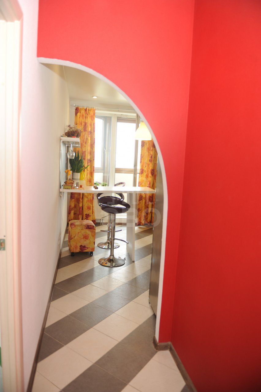 однокомнатная квартира в Санкт-Петербурге по адресу: Шуваловский пр-кт., 37, к 1