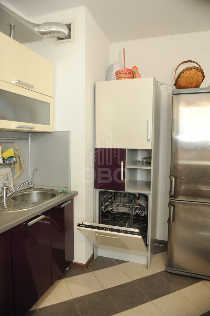 однокомнатная квартира в Санкт-Петербурге по адресу: Шуваловский пр-кт., 37, к 1