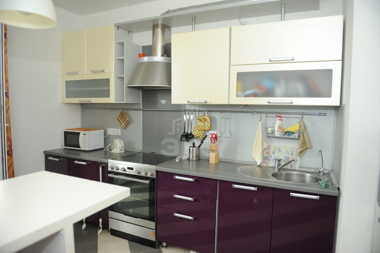 однокомнатная квартира в Санкт-Петербурге по адресу: Шуваловский пр-кт., 37, к 1