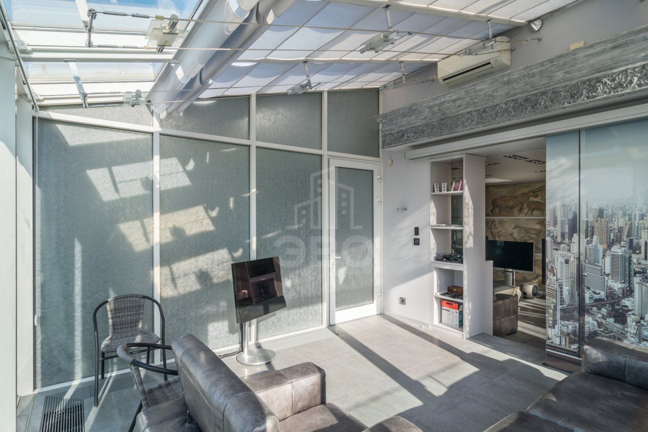 четырехкомнатная квартира в Санкт-Петербурге по адресу: Приморский проспект, 59