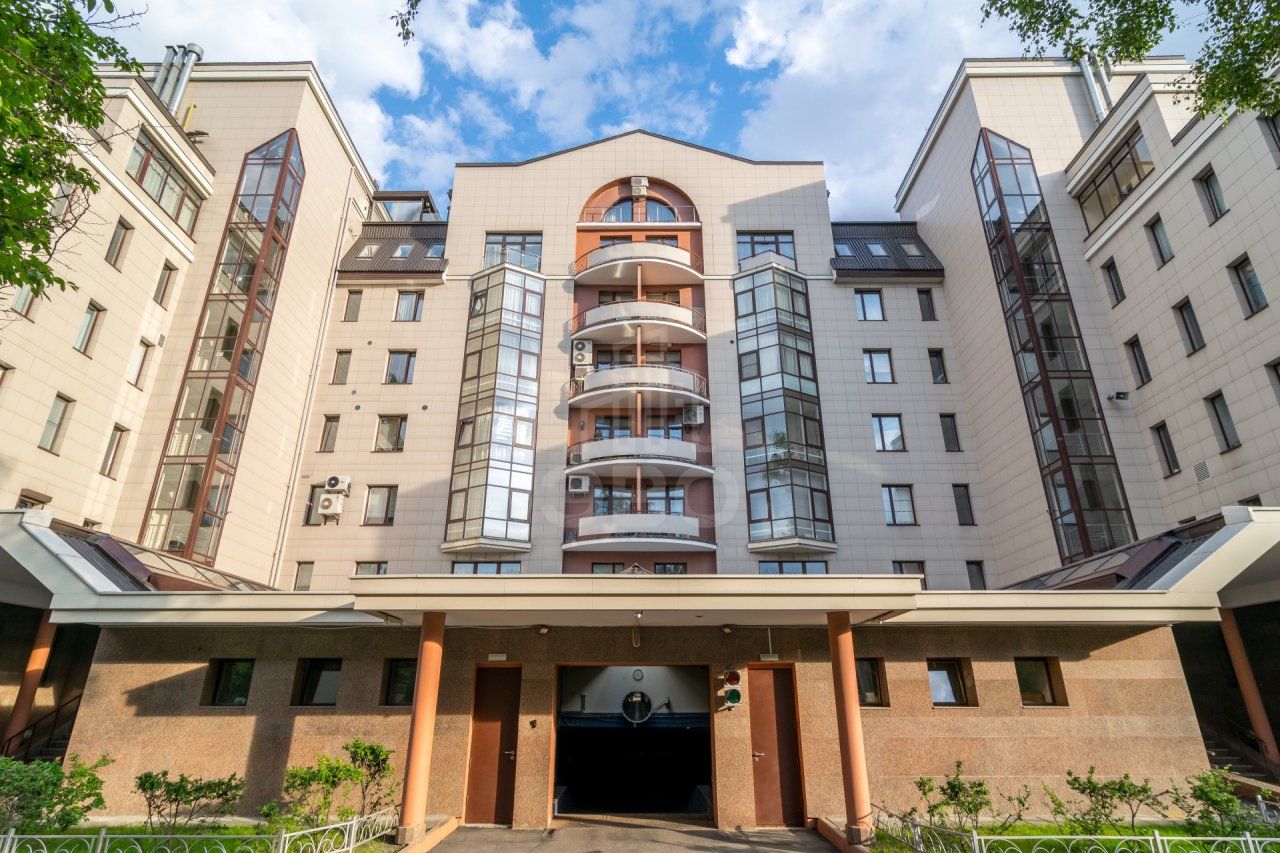 четырехкомнатная квартира в Санкт-Петербурге по адресу: Приморский проспект, 59