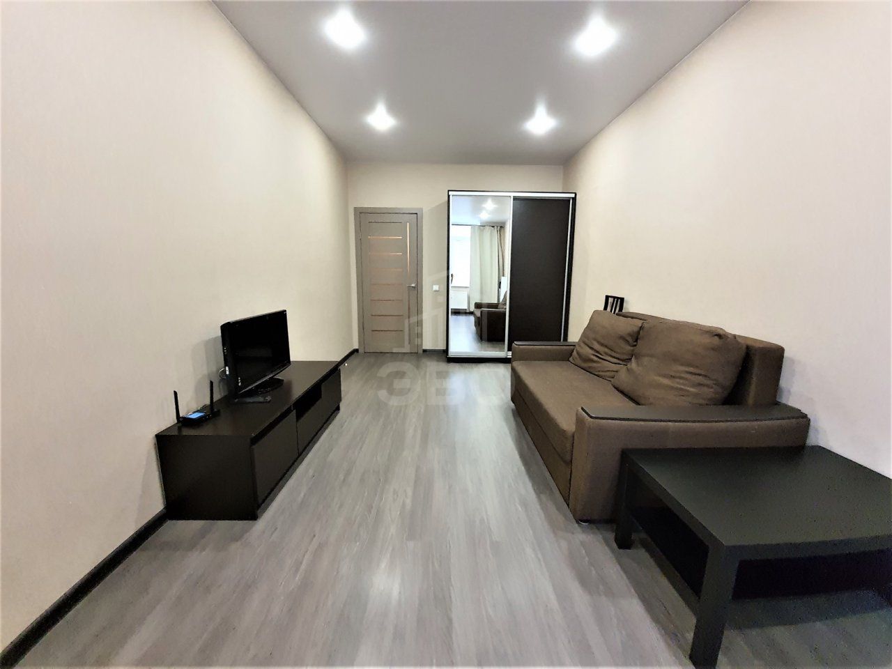 однокомнатная квартира в Санкт-Петербурге по адресу: Маршала Блюхера проспект, 9, к 2