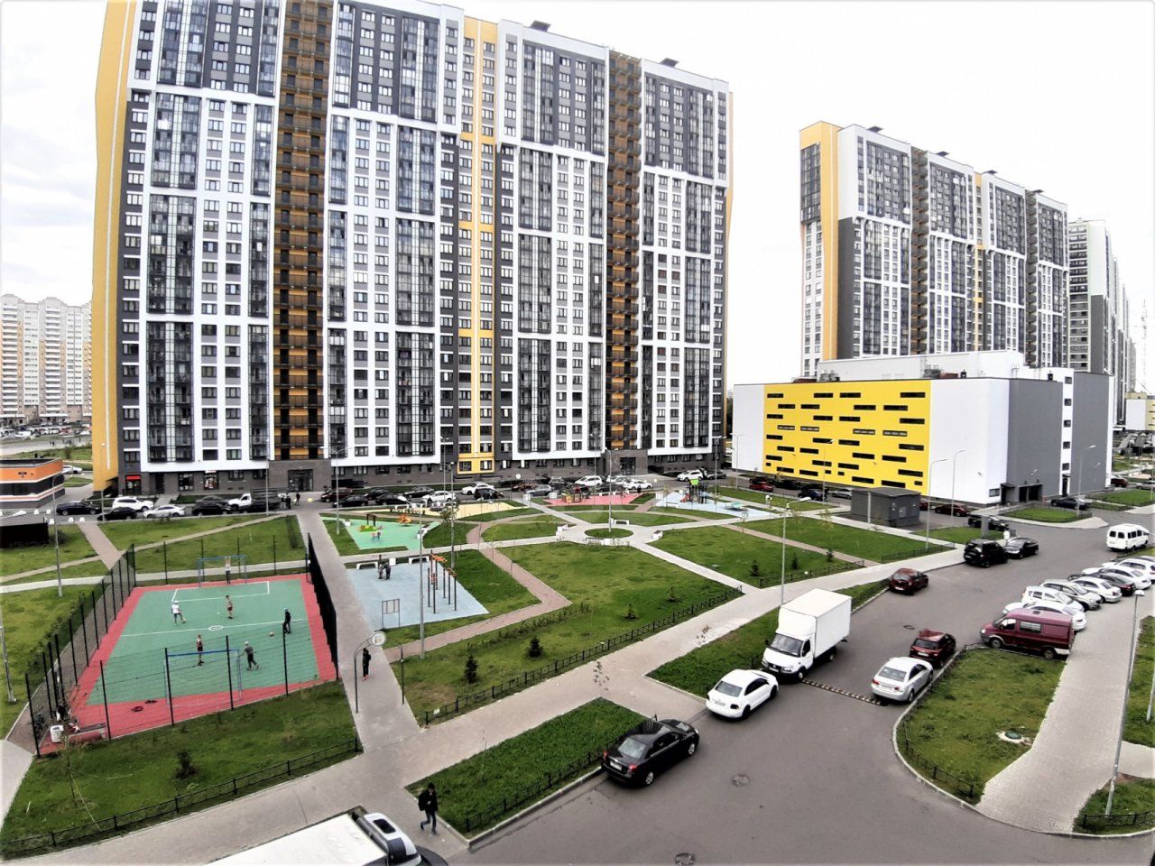 двухкомнатная квартира в Санкт-Петербурге по адресу: Парашютная ул., 61, к 1