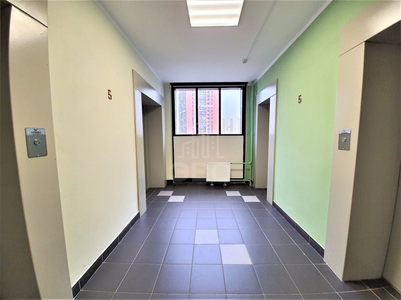 двухкомнатная квартира в Санкт-Петербурге по адресу: Парашютная ул., 61, к 1