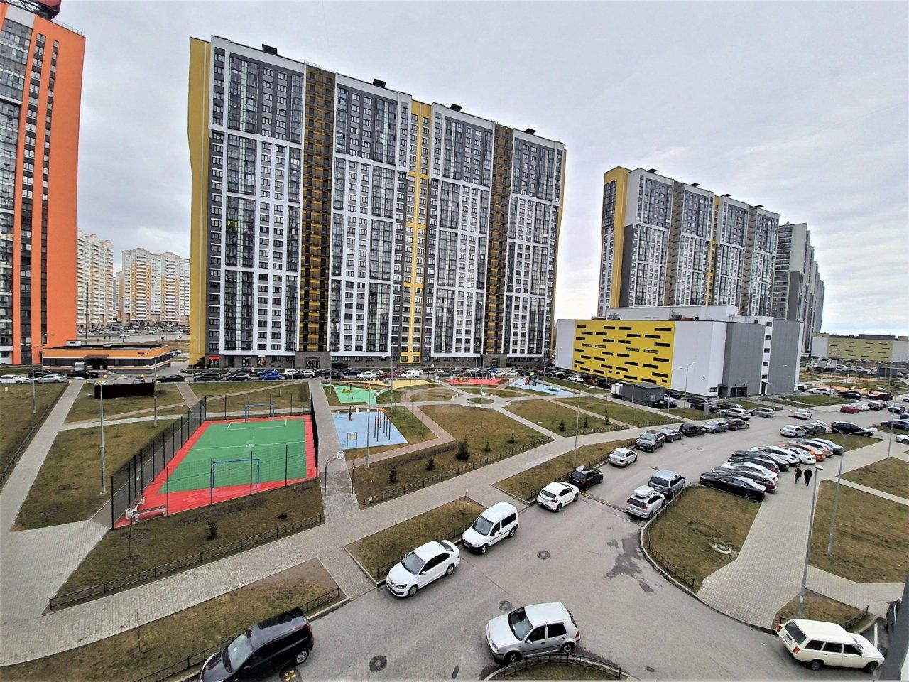 двухкомнатная квартира в Санкт-Петербурге по адресу: Парашютная ул., 61, к 1