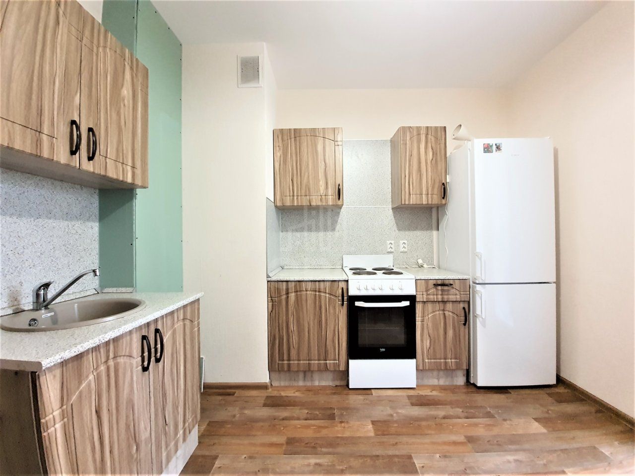 двухкомнатная квартира в Санкт-Петербурге по адресу: Парашютная ул., 61, к 1