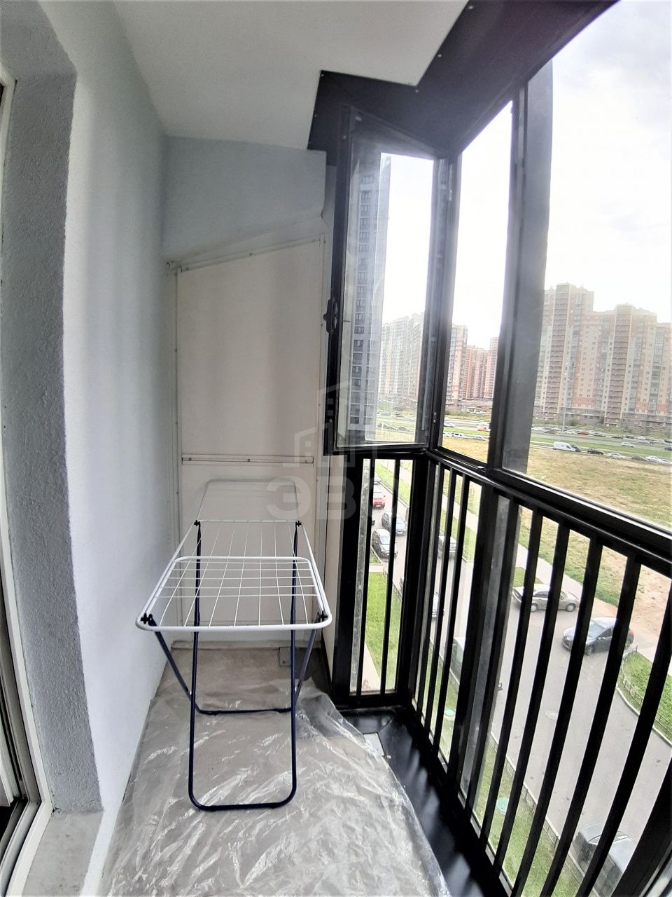 двухкомнатная квартира в Санкт-Петербурге по адресу: Парашютная ул., 61, к 1