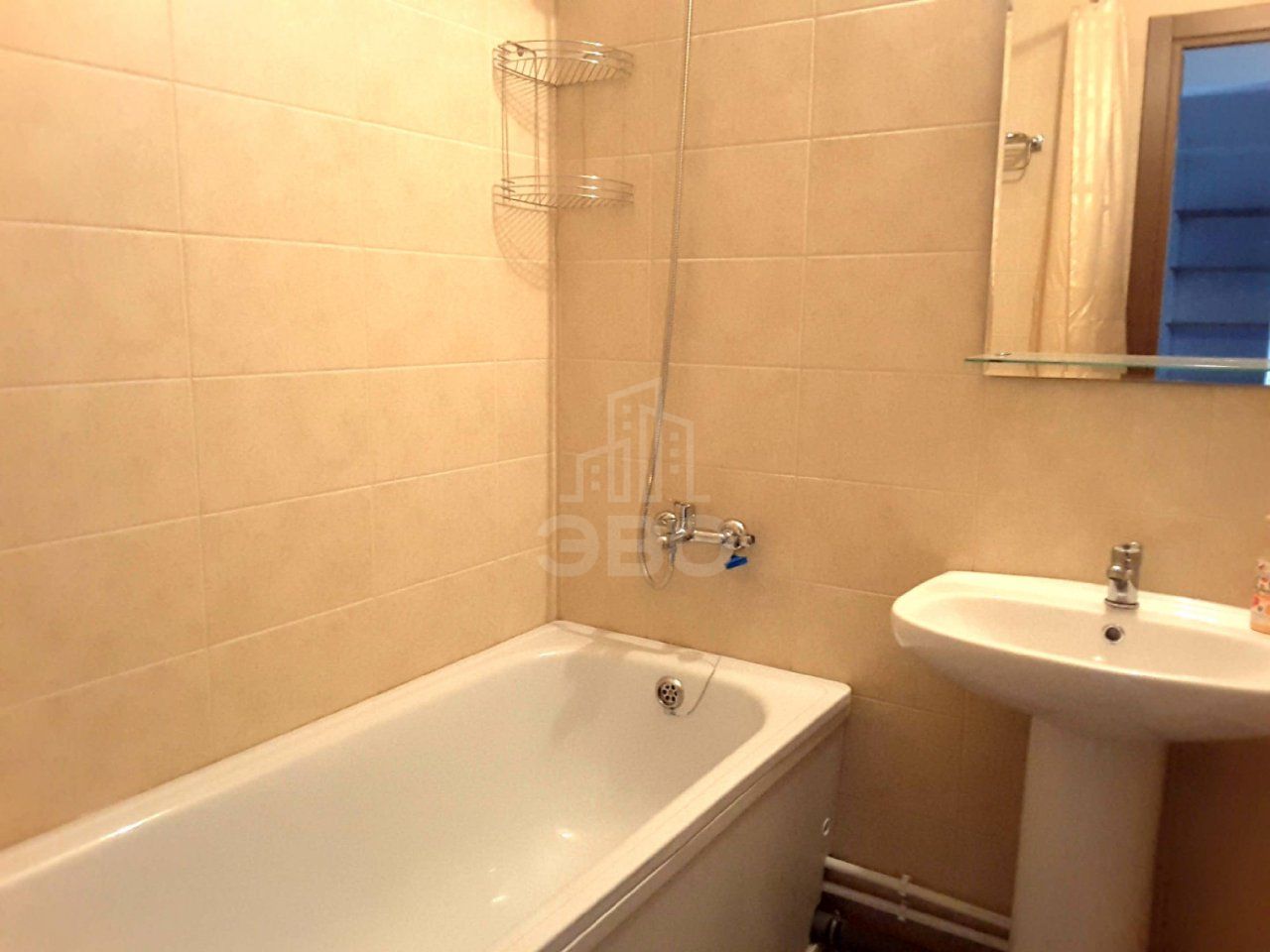 однокомнатная квартира в Санкт-Петербурге по адресу: Парашютная ул., 65, к 1