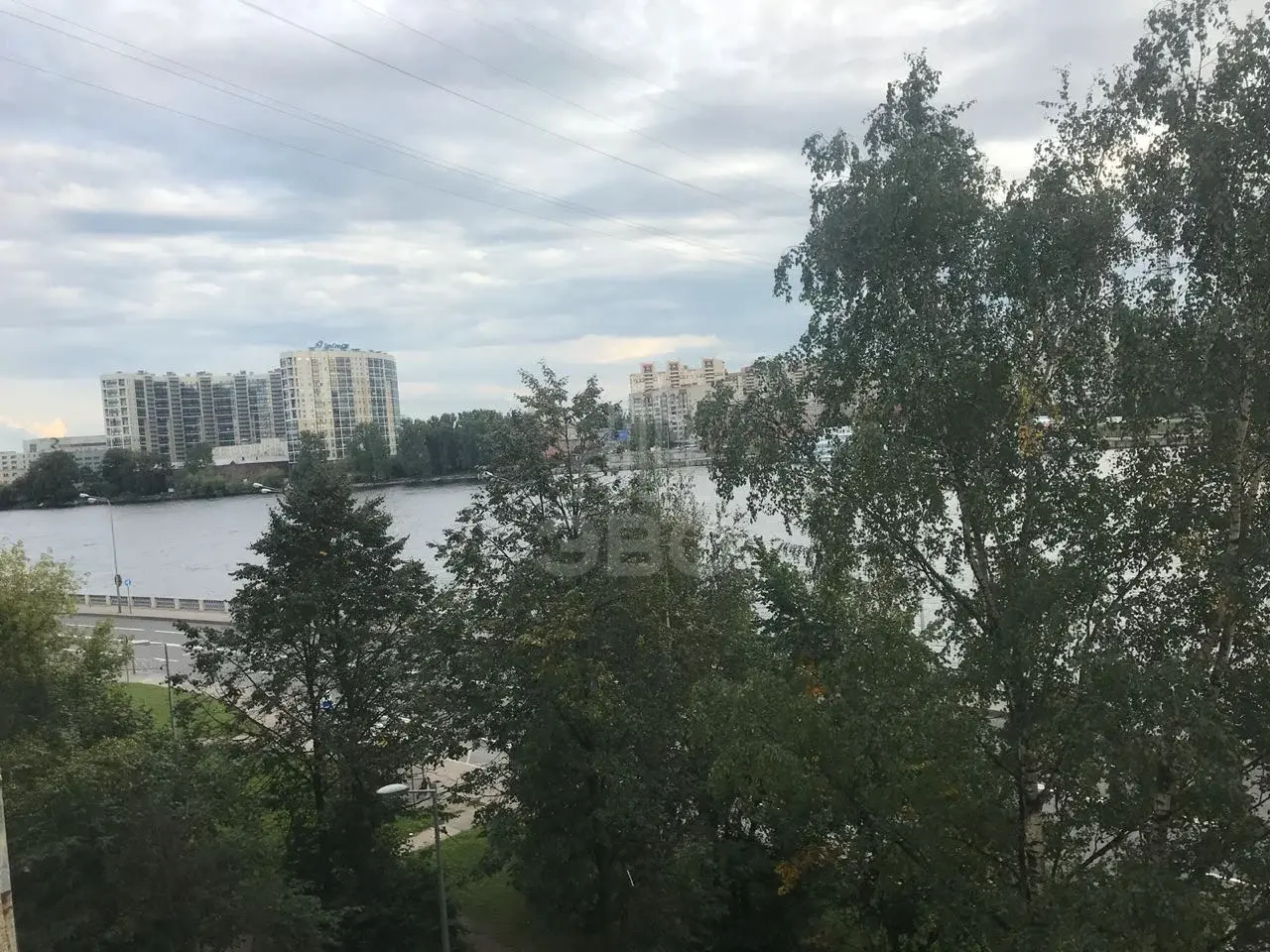однокомнатная квартира в Санкт-Петербурге по адресу: Октябрьская наб., 78, к 1