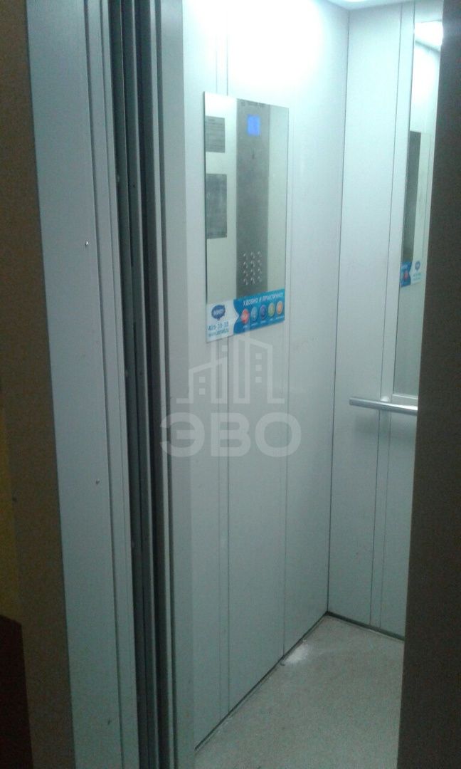 комната в Санкт-Петербурге по адресу: Авиаконструкторов пр-кт., 20, к 3