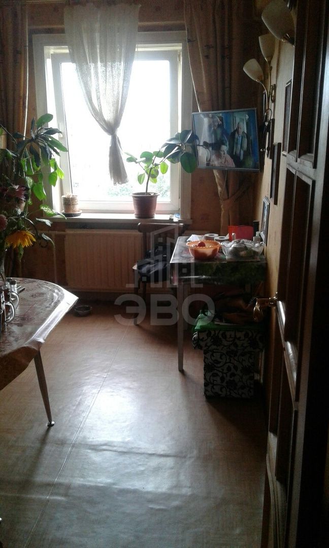 комната в Санкт-Петербурге по адресу: Авиаконструкторов пр-кт., 20, к 3