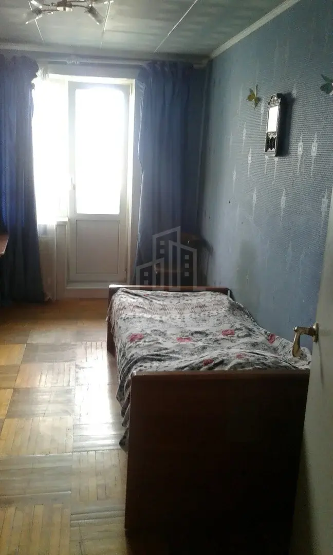 комната в Санкт-Петербурге по адресу: Авиаконструкторов пр-кт., 20, к 3