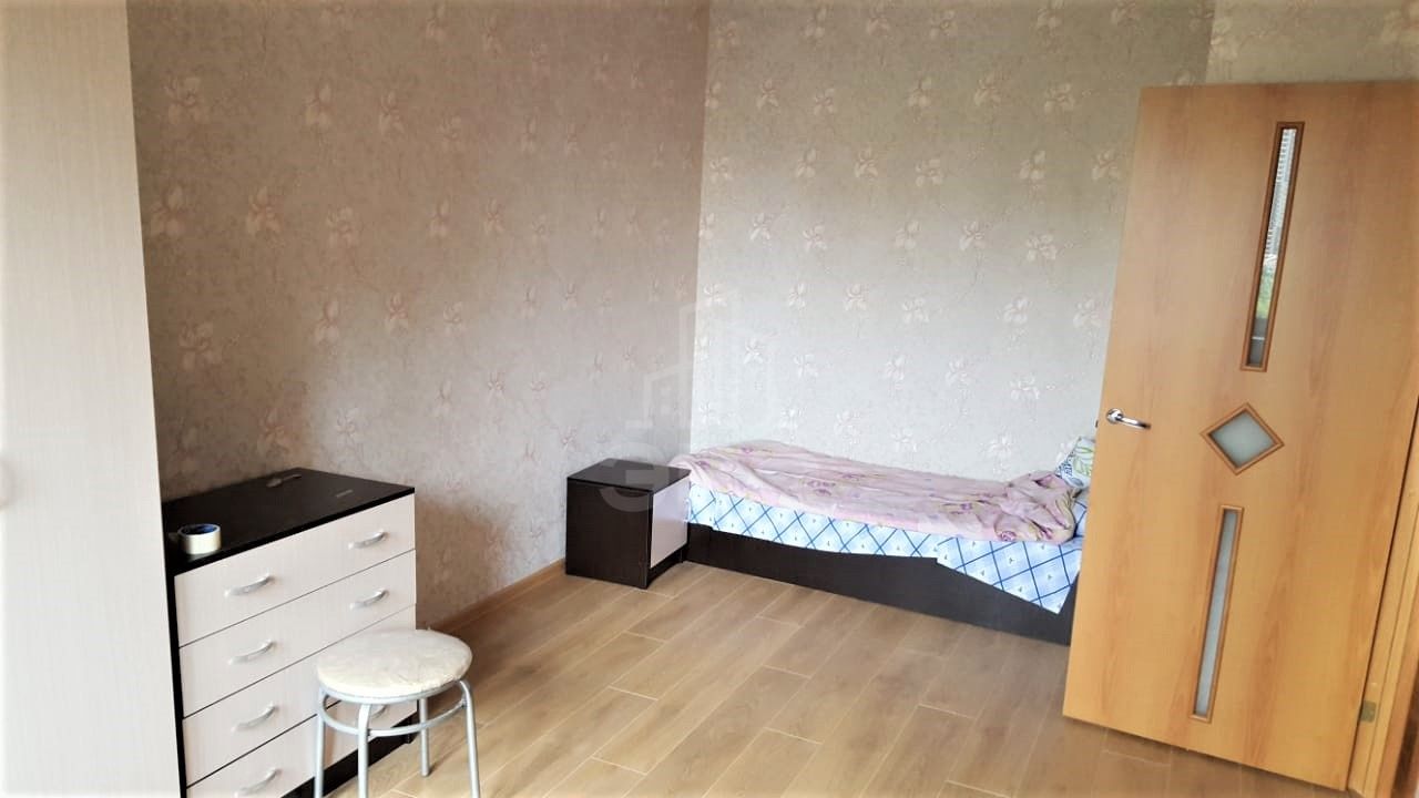 однокомнатная квартира в Санкт-Петербурге по адресу: Оборонная ул., 37